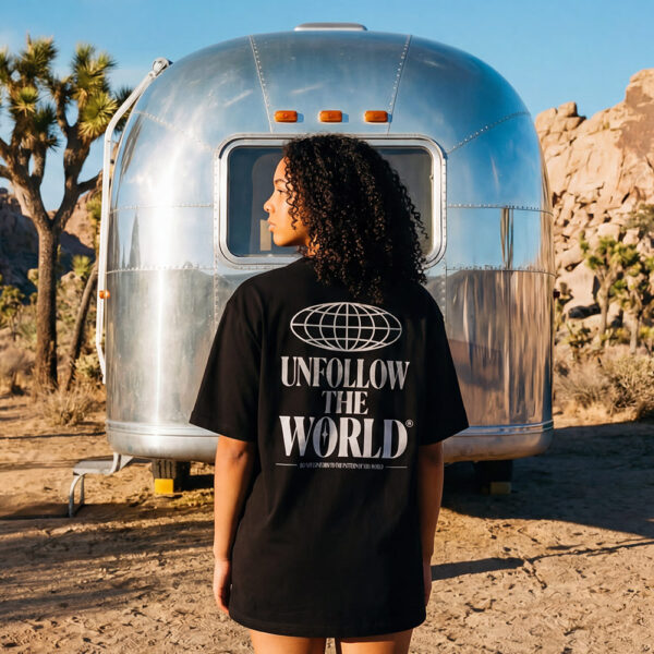 Classic Globe Tee